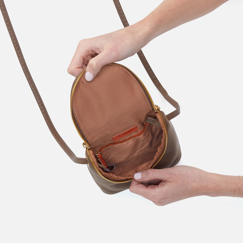 FERN CROSSBODY DARK ELM