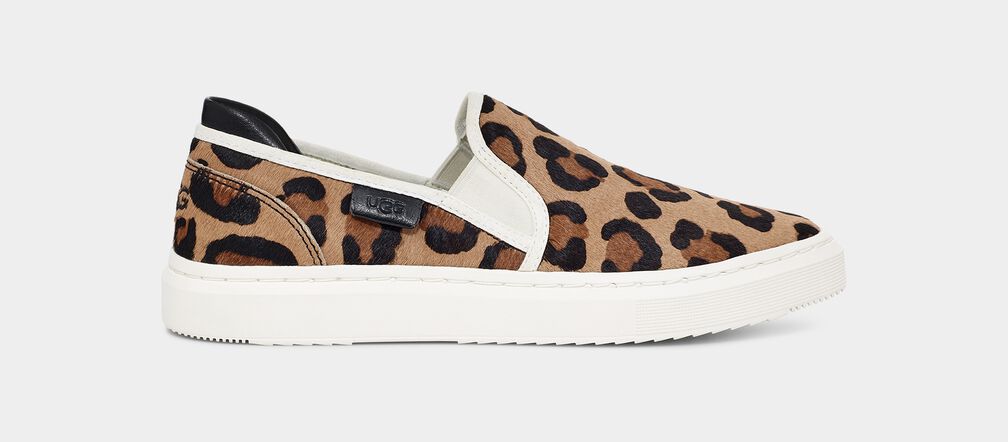 ALAMEDA SPOTTY SLIP ON LEOPARD