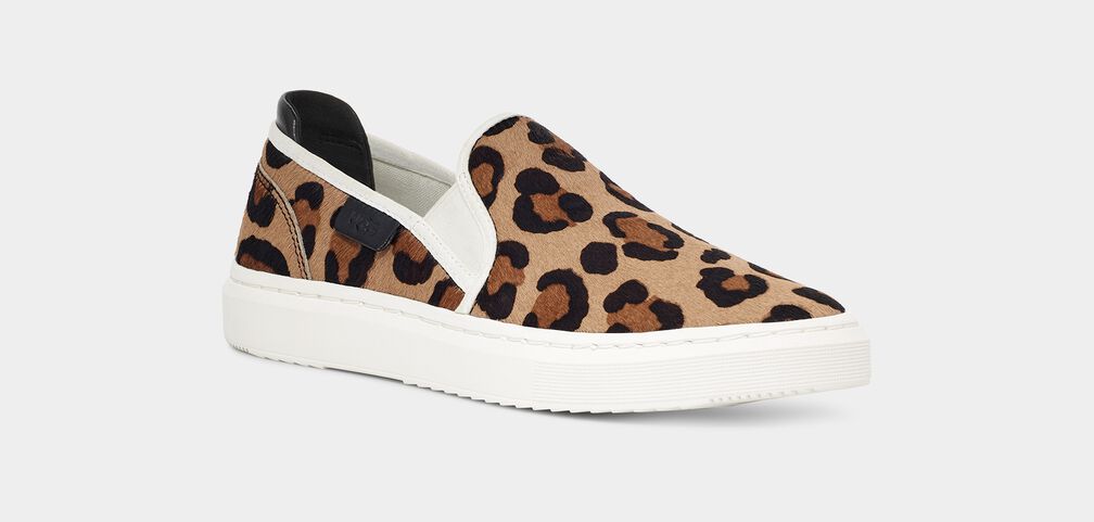 ALAMEDA SPOTTY SLIP ON LEOPARD